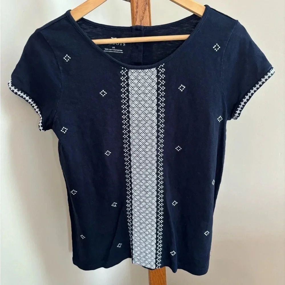 Talbots XS Navy Blue Tee With Embroidered Details